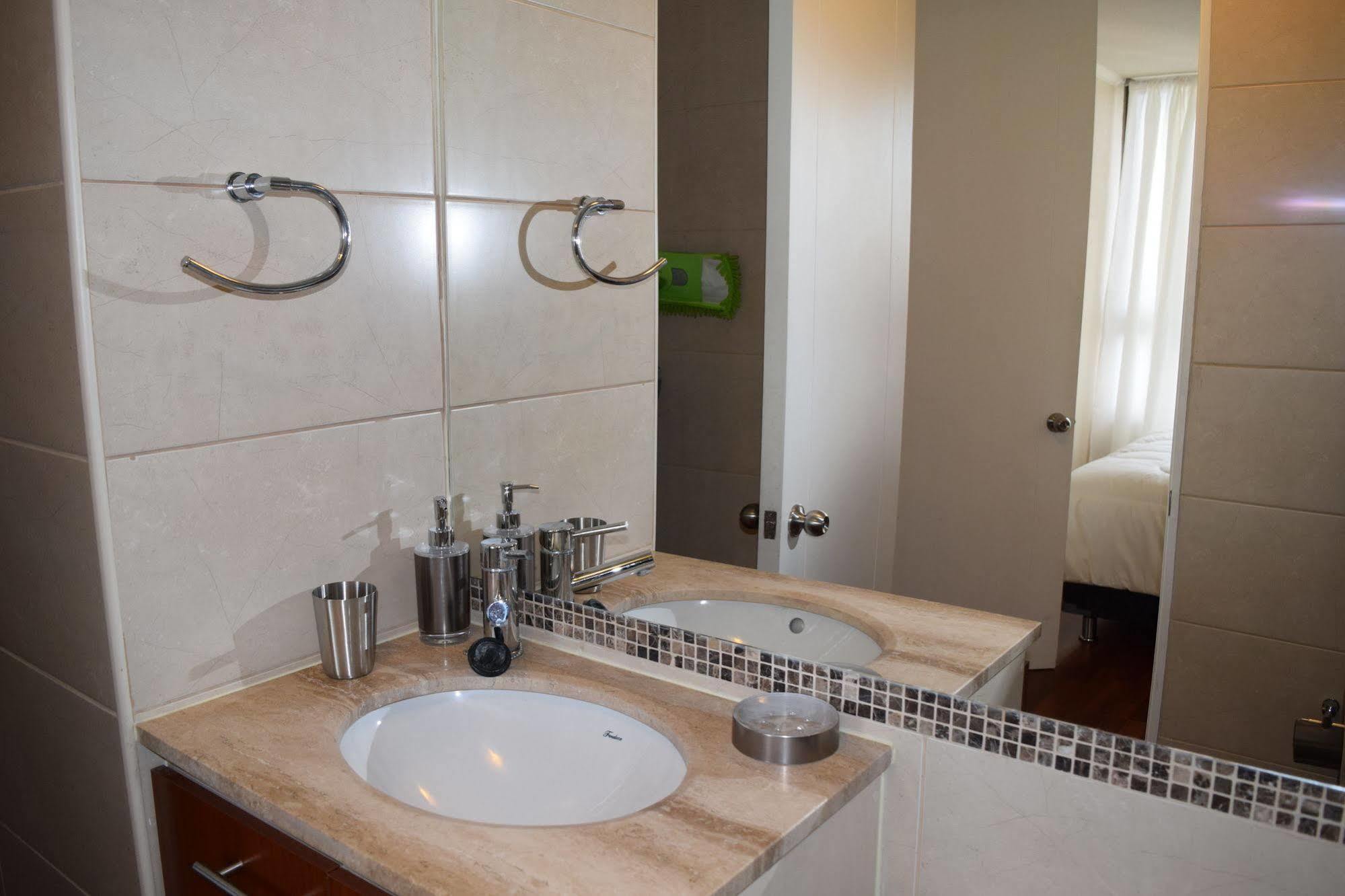 Sys Suites Tarapaca ซานติอาโก ภายนอก รูปภาพ